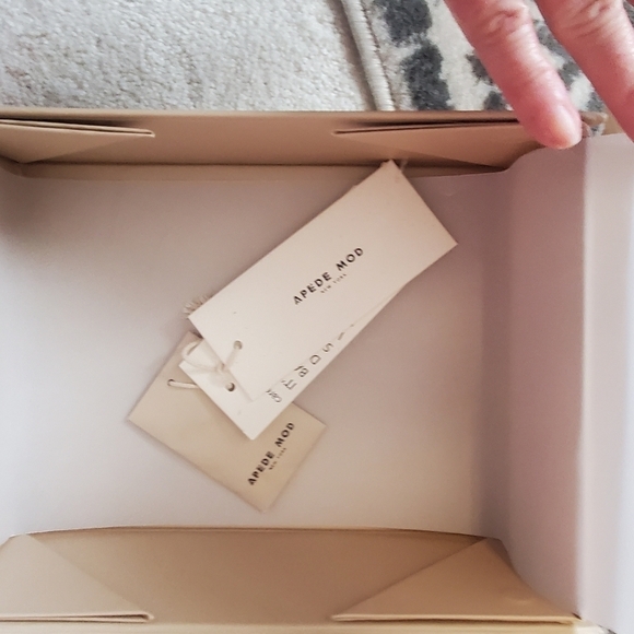 APEDE MOD EMBOSSED LEATHER MINI BAG. NWT PINK Crocodile print - Picture 12 of 16